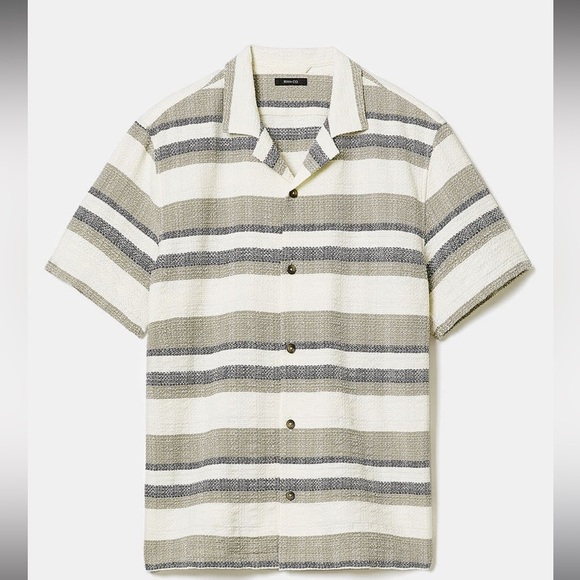 RW&CO Short-Sleeve Striped Shirt With Camp Collar - Picture 3 of 6